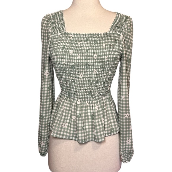 Altar’d State Green White Gingham Floral Smocked Women's Top size Small - Picture 2 of 14
